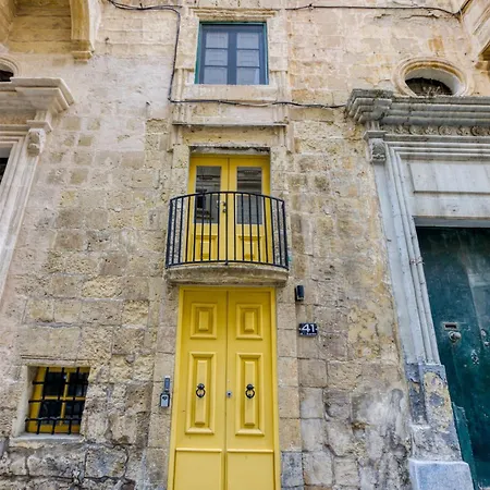 A Sensational 1br In Centre By 360 Estates * Valletta