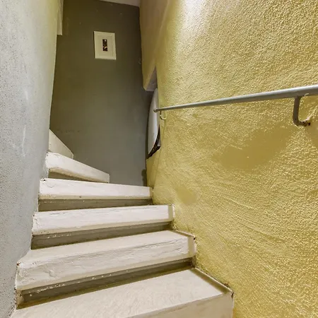Апартаменты A Sensational 1br In Centre By 360 Estates *